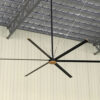an der Decke montierter Ventilator